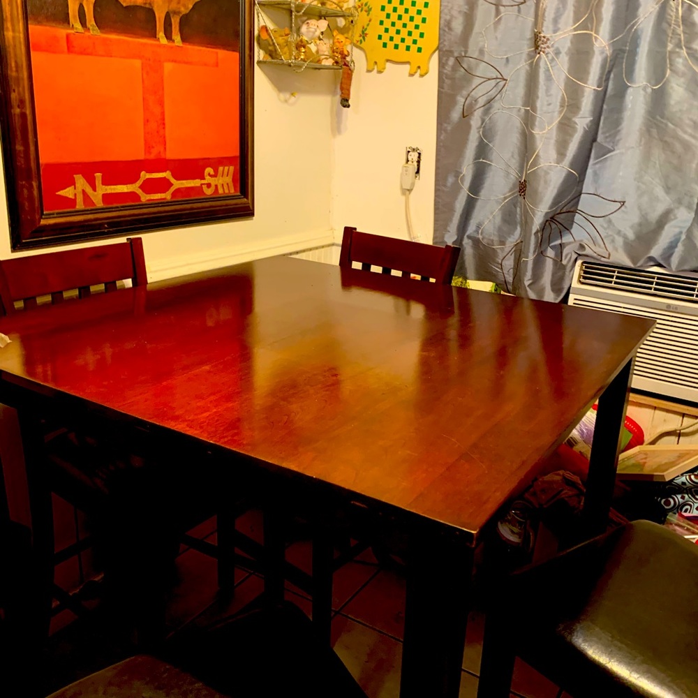 IOFR
100000037032080937
892 5 PAKK TABLE SET NERL
CONTAINS 1 TAELE